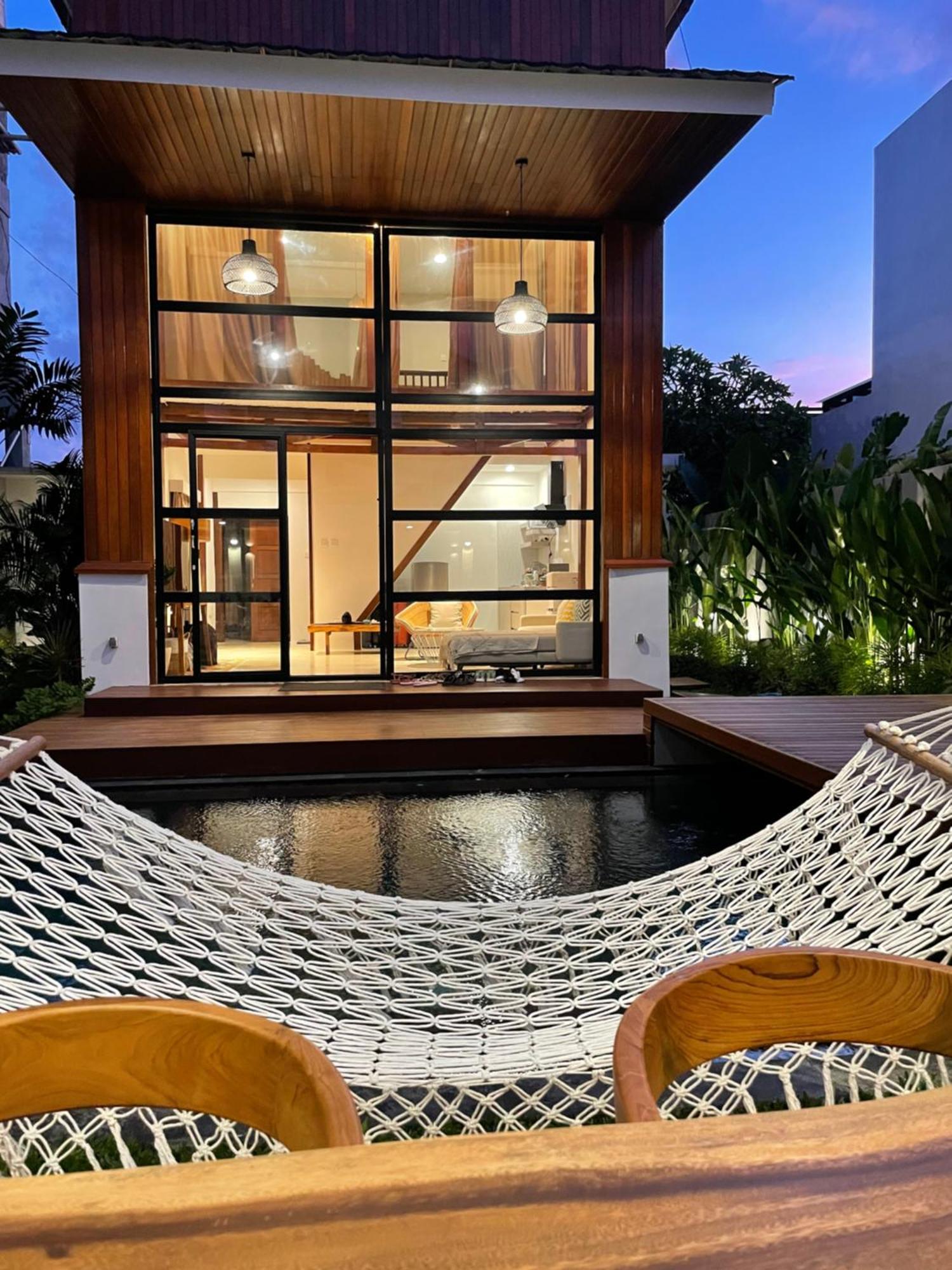 Stylish Tropical 2 Bedroom , , 400m To Finn Canggu (Bali)
